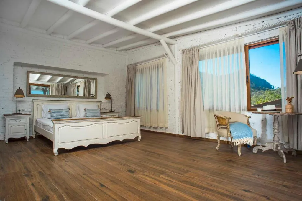 Studio Suite,Deniz Manzaralı,Büyük Yataklı