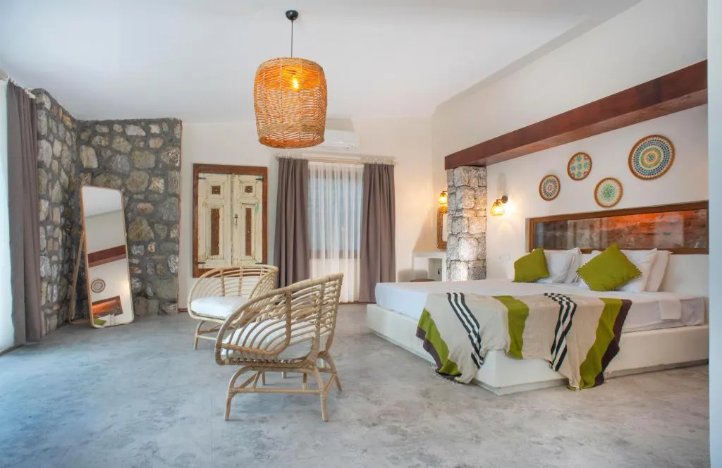 Deluxe Taş Oda,Kara veya Kısmi Deniz Manzaralı,Büyük Yataklı