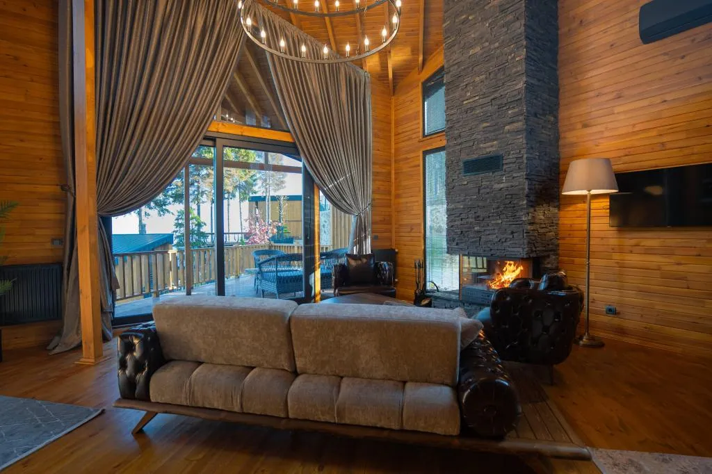 Şömineli VIP Aile Suite 3+1