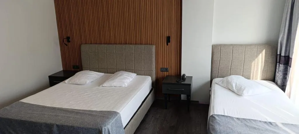 Suite,Nehir Manzaralı,Klimalı