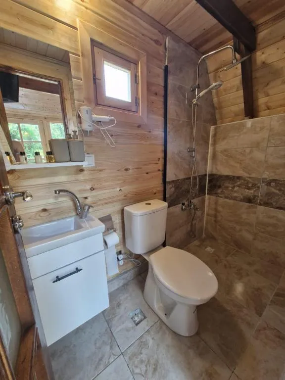 Bungalow,Bahçe Manzaralı,Jakuzili ve Özel Bahçeli