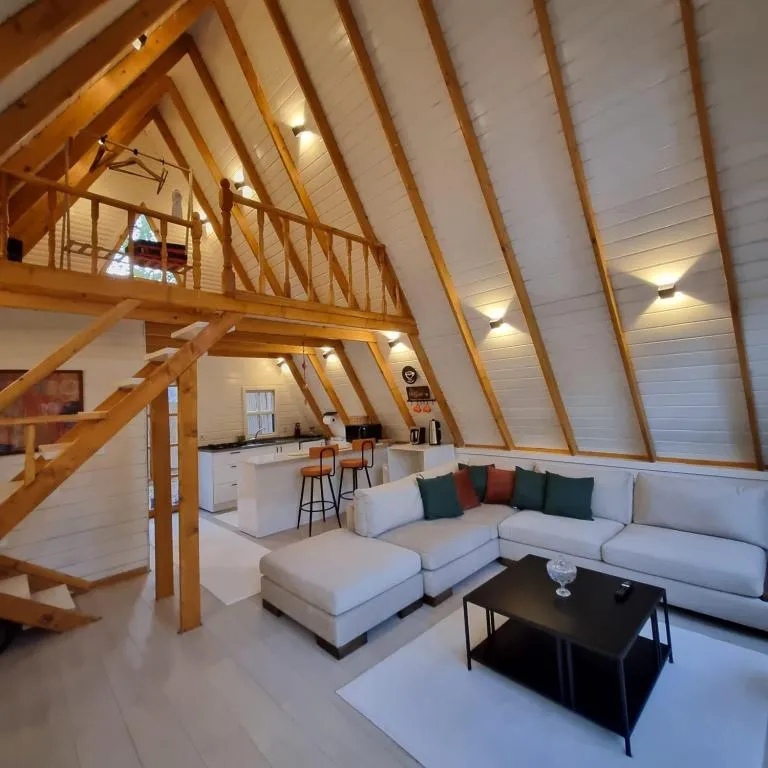 Bungalow,Bahçe Manzaralı,Özel Havuzlu ve Bahçeli