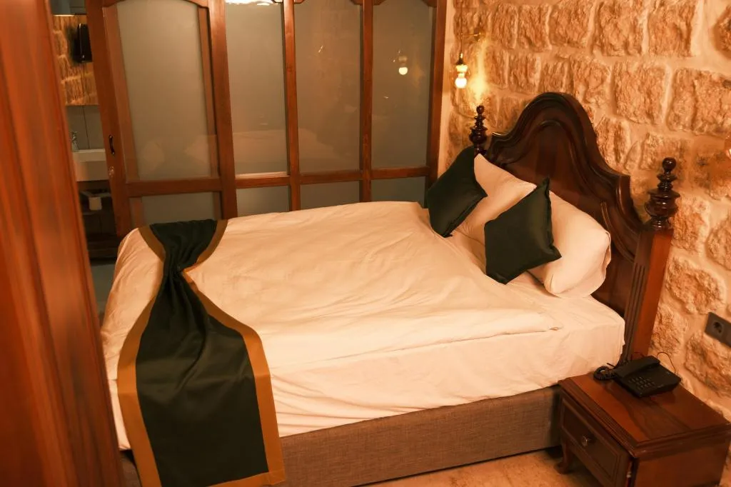 Çift Kişilik,Avlu Manzaralı,1. Kat