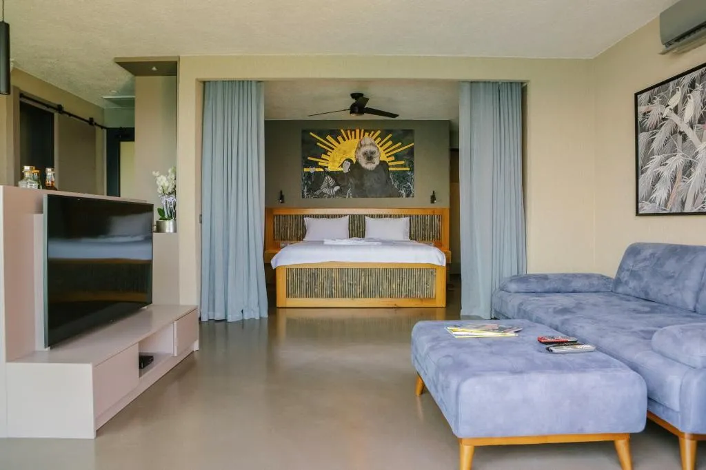 Surfer Caravan Gastro Pub & Gorilla Suite