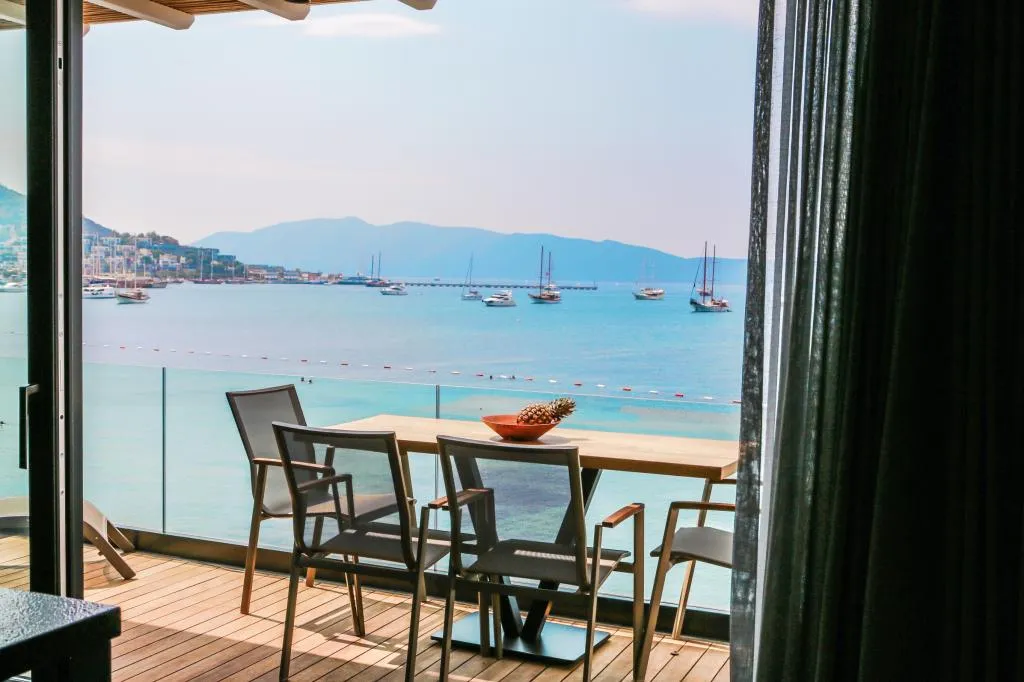 Surfer Caravan Gastro Pub & Gorilla Suite