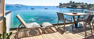 Surfer Caravan Gastro Pub & Suites
