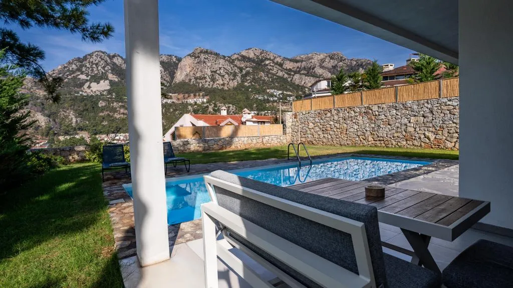 Villa 2+1 Oda-Özel Havuzlu,Dağ Manzaralı