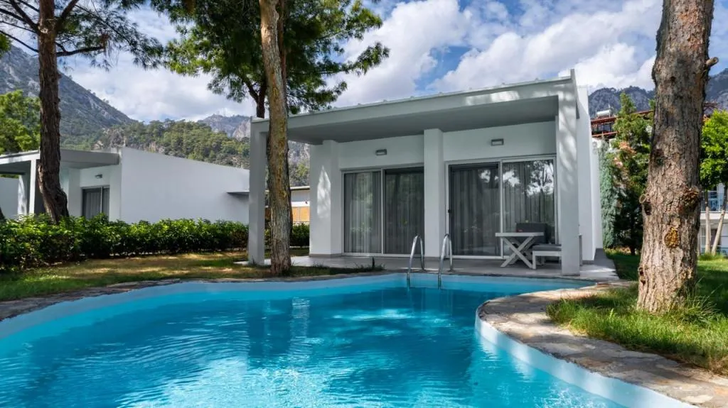 Özel Havuzlu Villa,Dağ Manzaralı