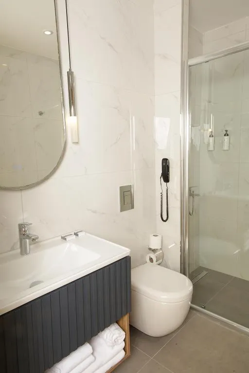 Deluxe French Room