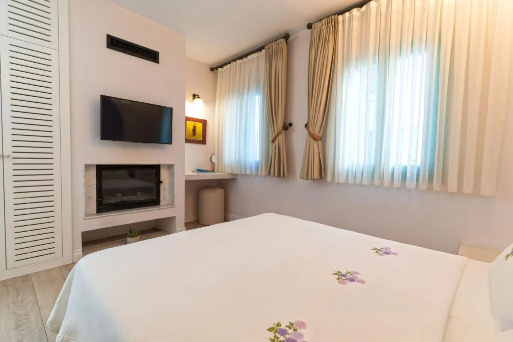 Lavanta Oda,Sokak Manzaralı