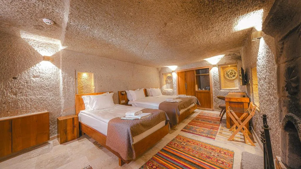 Junior Suite Üç Kişilik, Vadi Manzaralı, Teraslı,