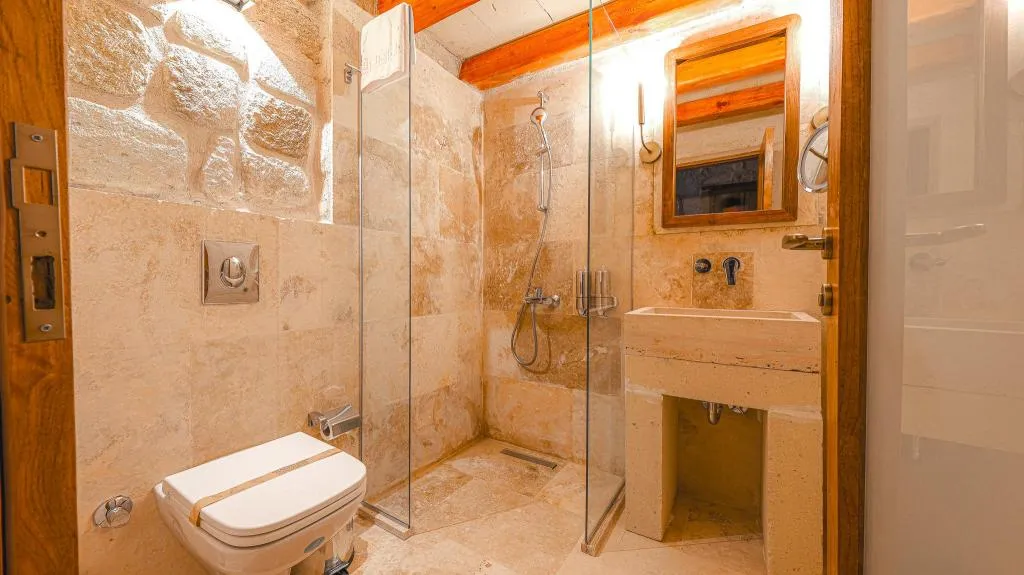 Corner Deluxe Oda, Vadi Manzaralı,