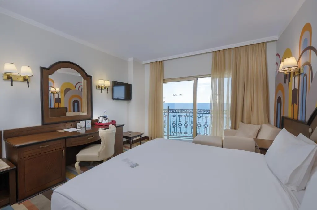Corner Superior Room Side Sea View Double