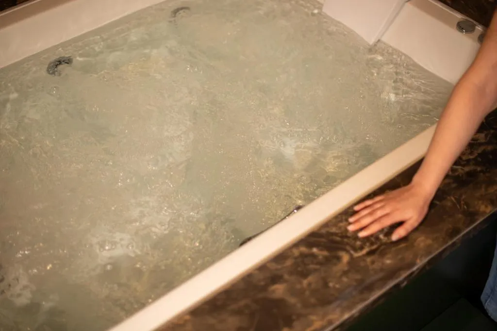 King Suit,Şehir Manzaralı