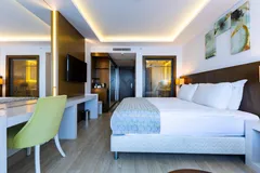 The Nowness Luxury Hotel & Spa +16
