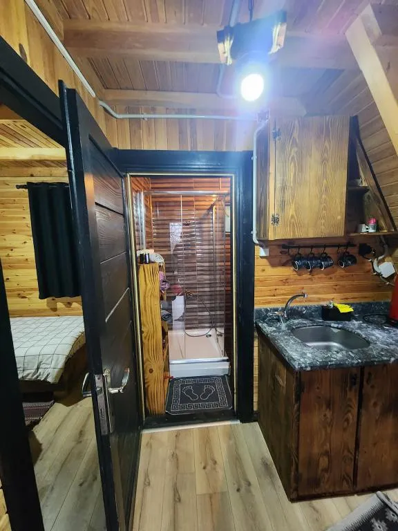 01 Isıtımalı Havuzlu Jakuzili Bungalov