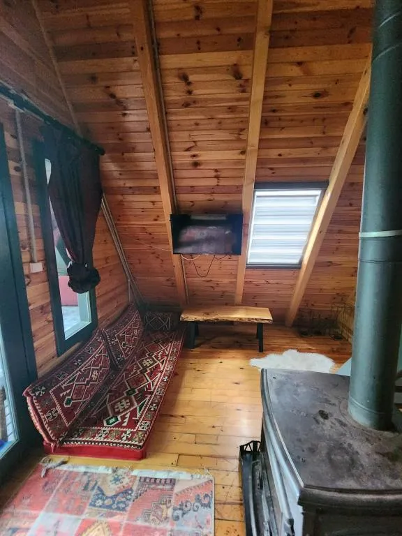 02 Isıtımalı Oval Havuzlu Bungalov