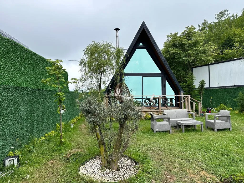 Jakuzili Bungalow ,Dağ veya Havuz Manzaralı,Özel Havuzlu (Isıtmasız)