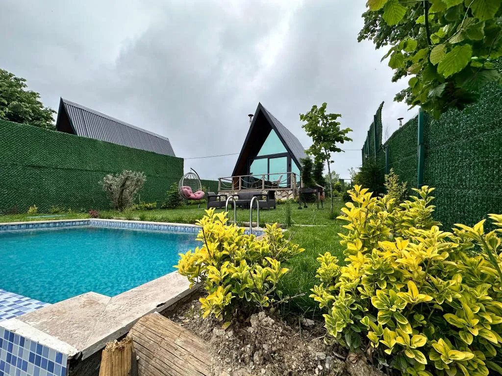 Jakuzili Bungalow ,Dağ veya Havuz Manzaralı,Özel Havuzlu (Isıtmasız)