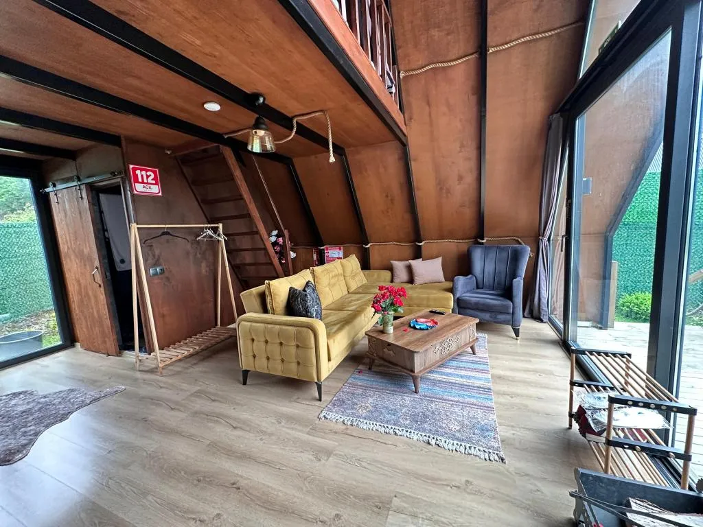 Jakuzili Bungalow ,Dağ veya Havuz Manzaralı,Özel Havuzlu (Isıtmasız)
