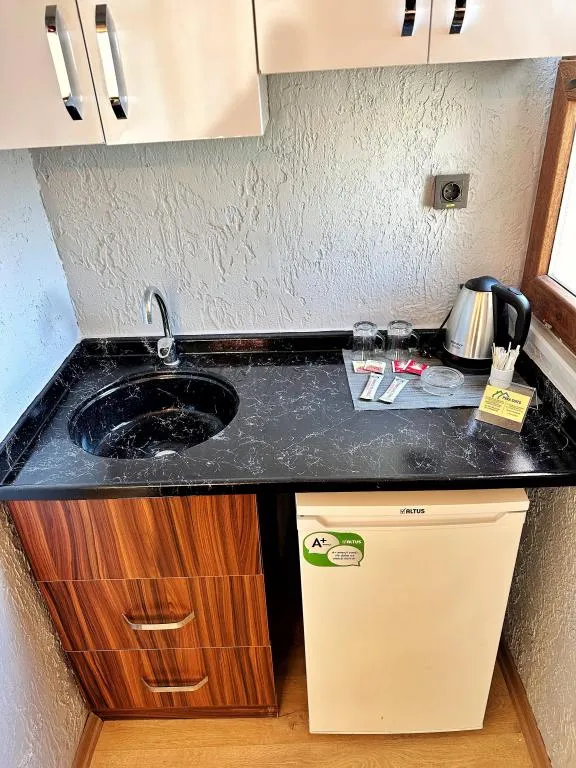 Standart Oda,Sokak Manzaralı,Büyük Yataklı