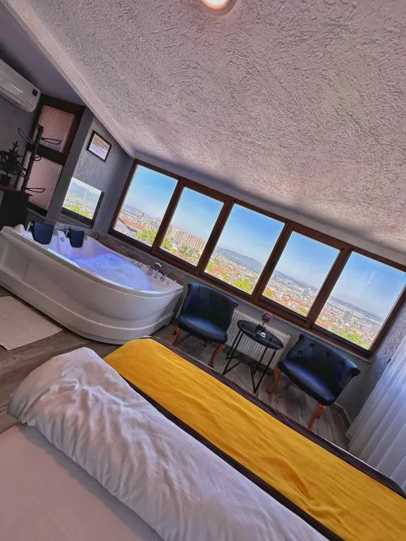 Studio,Şehir Manzaralı,Jakuzili