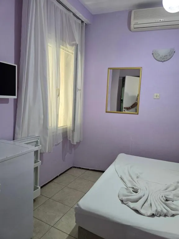 Ekonomik Oda,Avlu Manzaralı,Bahçe Katı