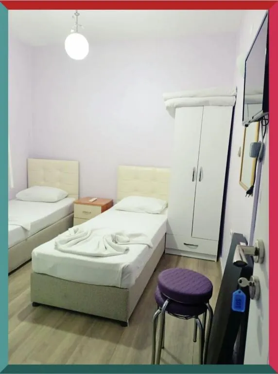Standart Oda,Bahçe veya Sokak Manzaralı,2. Kat