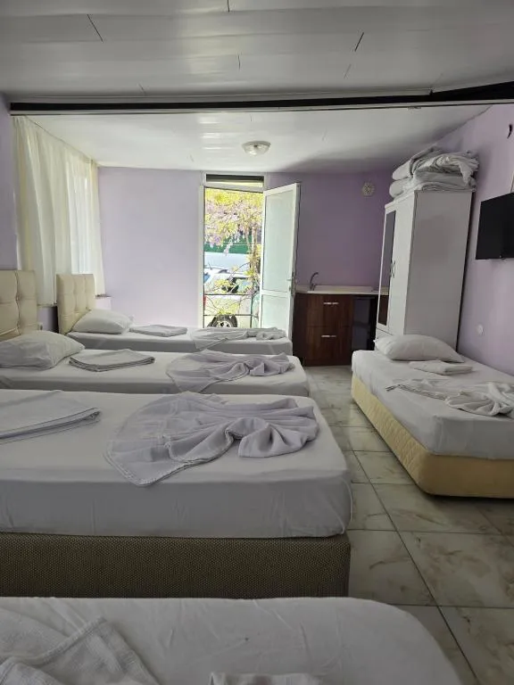 Aile Odası,Bahçe veya Sokak Manzaralı,Balkonlu