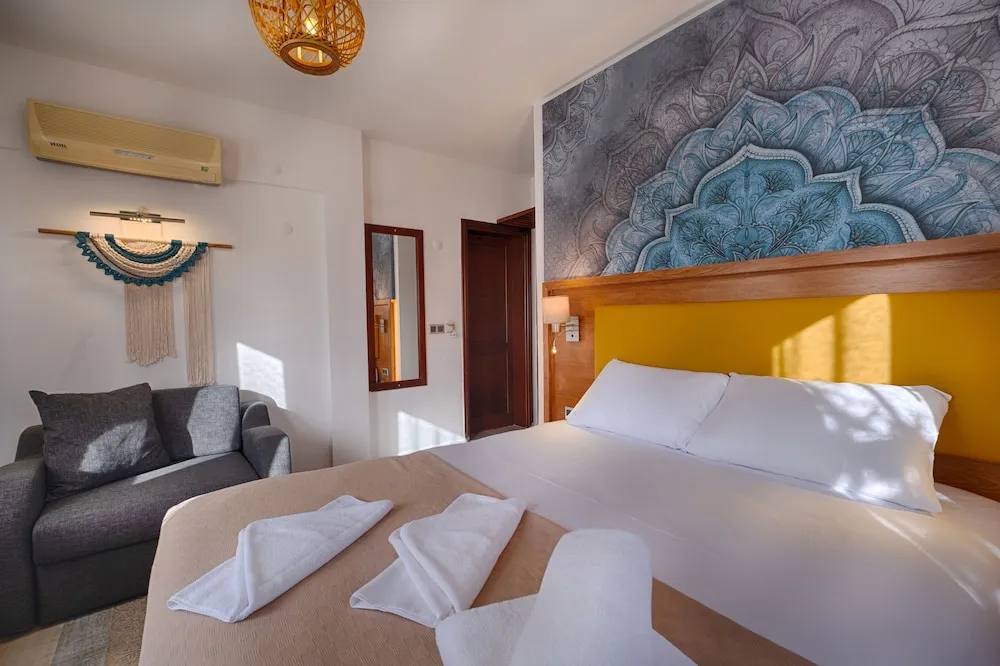 Comfort Tek Büyük Yataklı Oda