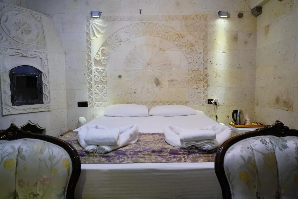 203 DELUXE DOUBLE SUİTE