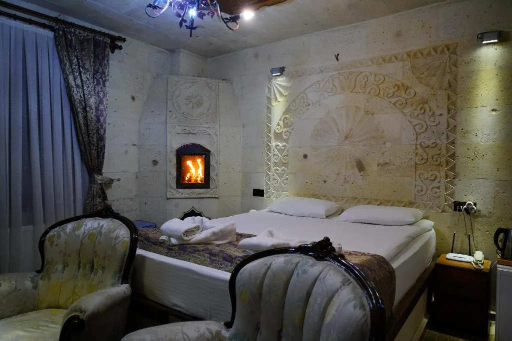 203 DELUXE DOUBLE SUİTE
