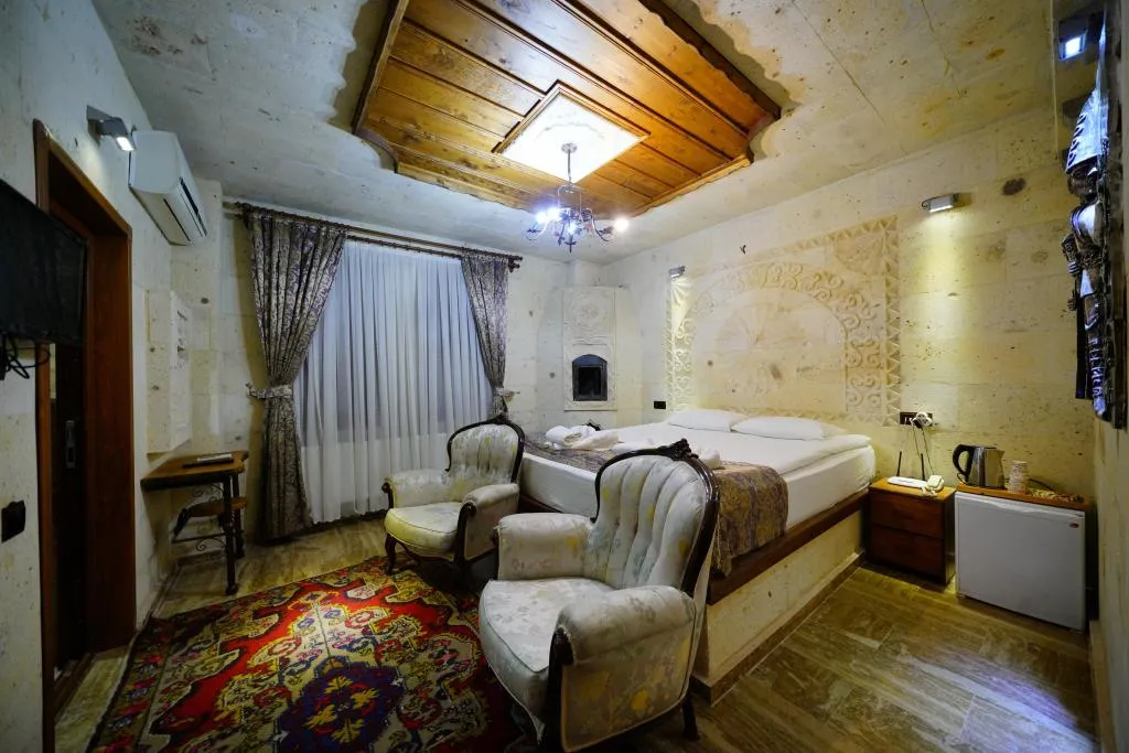 203 DELUXE DOUBLE SUİTE
