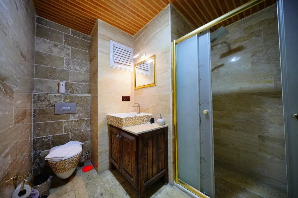 204 DELUXE DOUBLE SUİTE
