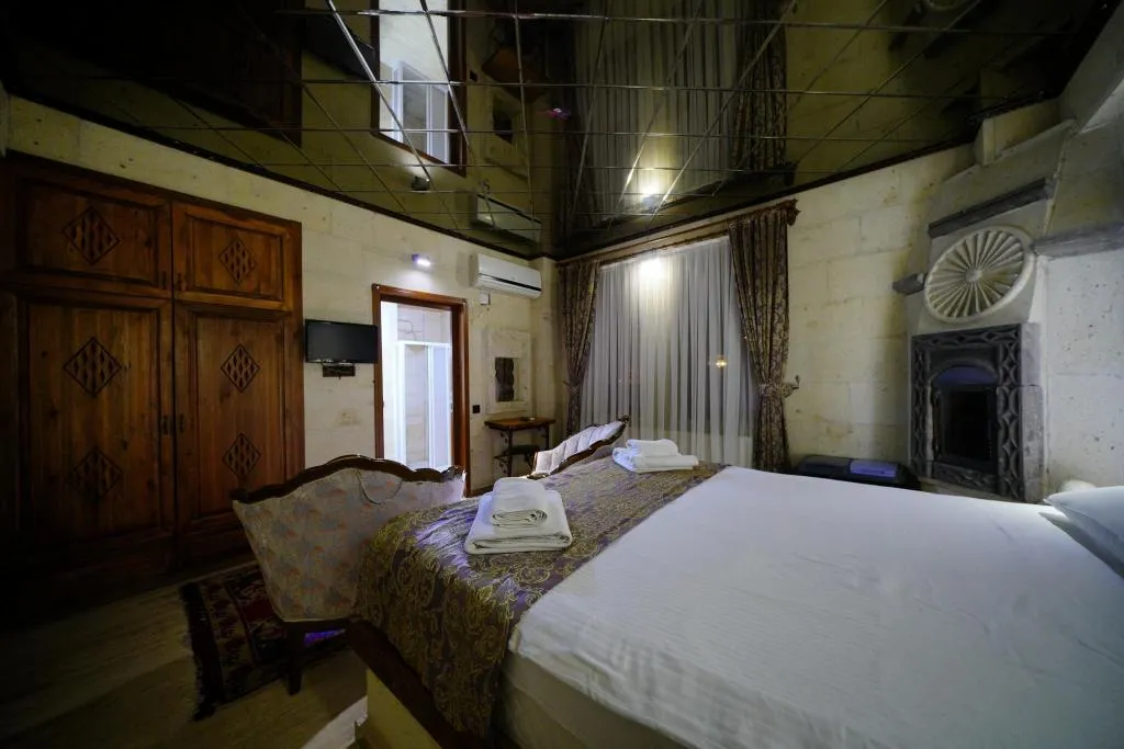 103 DELUXE DOUBLE SUİTE