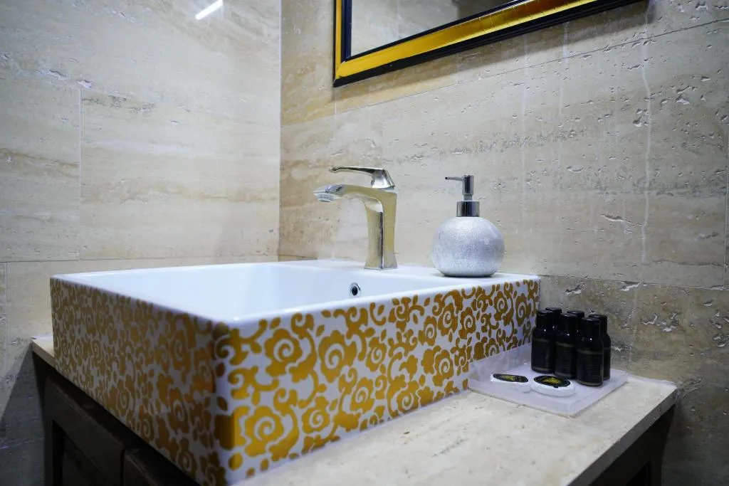 103 DELUXE DOUBLE SUİTE