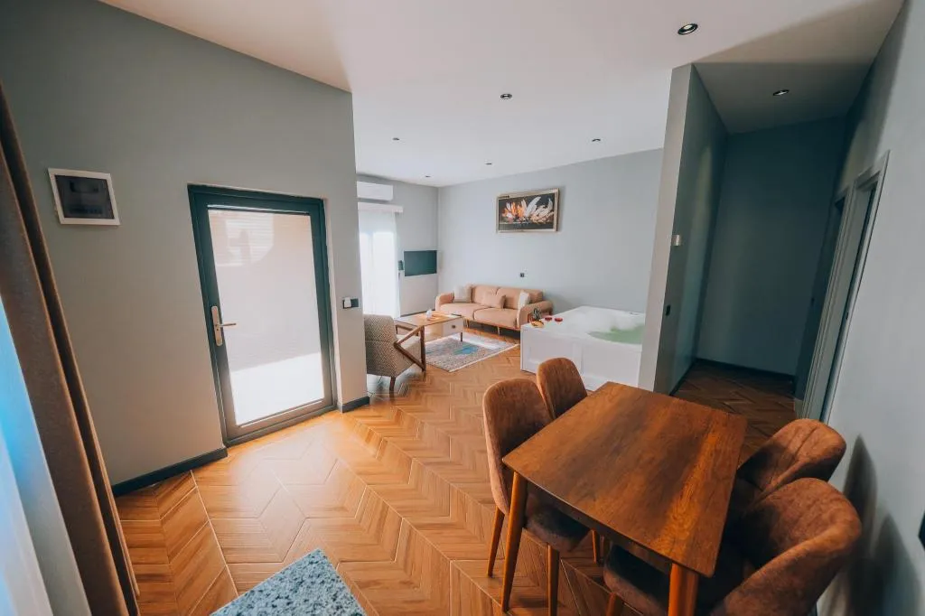 1+1 Villa,Göl veya Bahçe Manzaralı,Özel Havuzlu