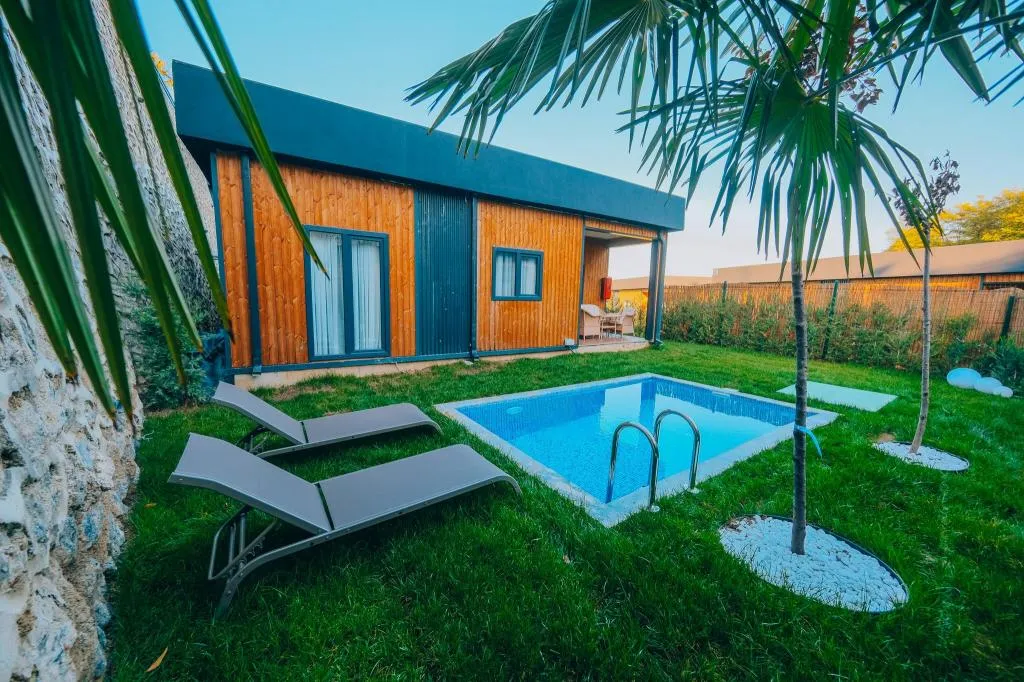 1+1 Villa,Göl veya Bahçe Manzaralı,Özel Havuzlu