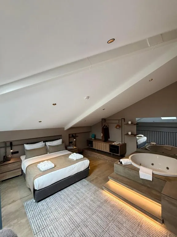 Loft Oda, Jakuzili,Deniz Manzaralı,Asma Kat