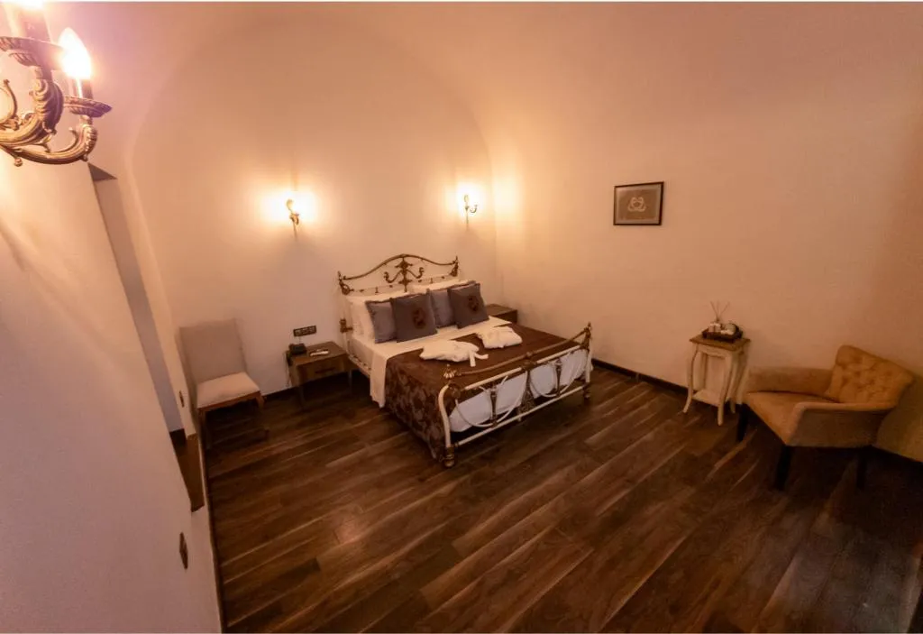 Suite,Havuz Manzaralı