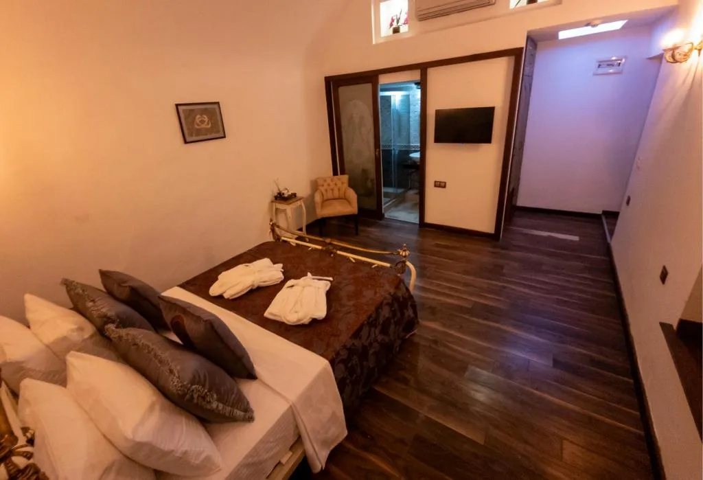 Suite,Havuz Manzaralı
