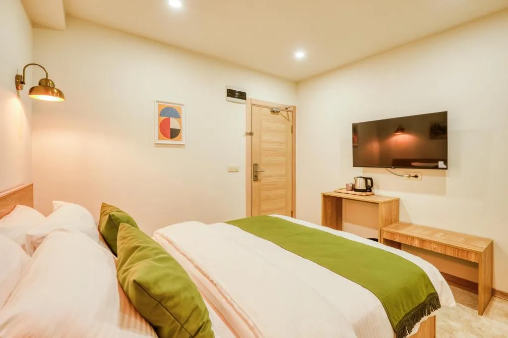 Standard Double Room- No Windows