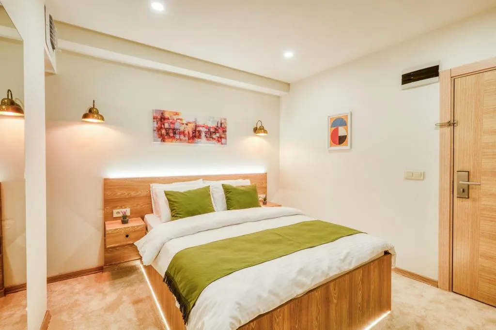 Standard Double Room- No Windows