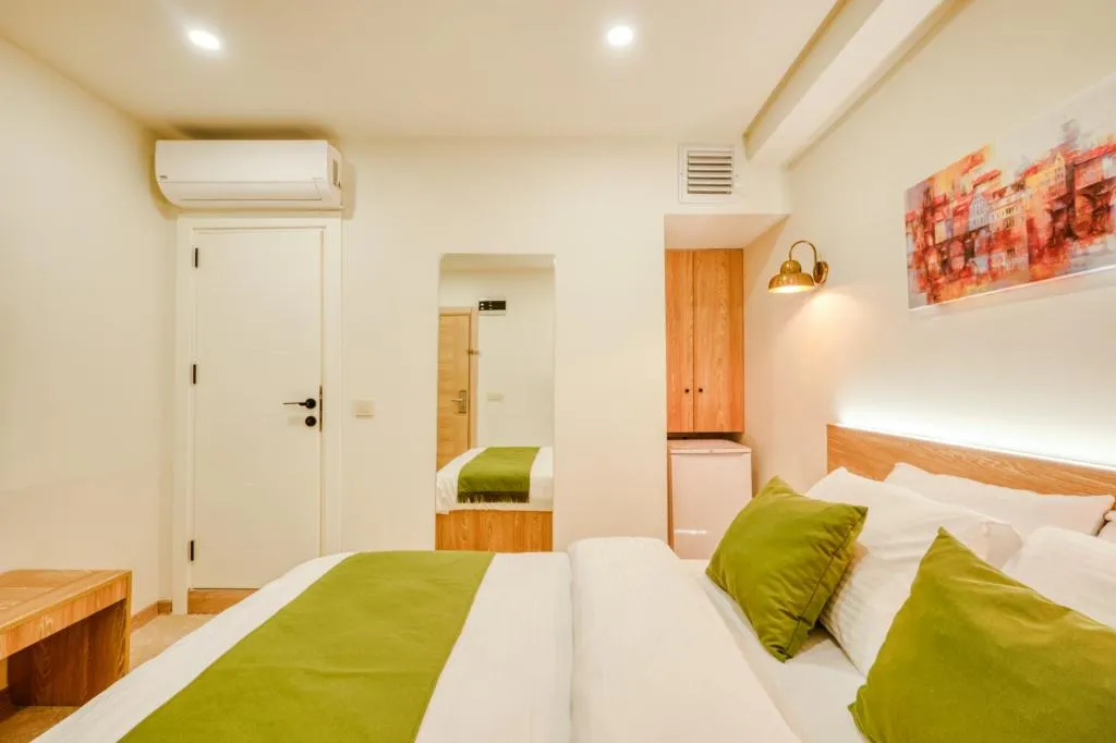 Standard Double Room- No Windows