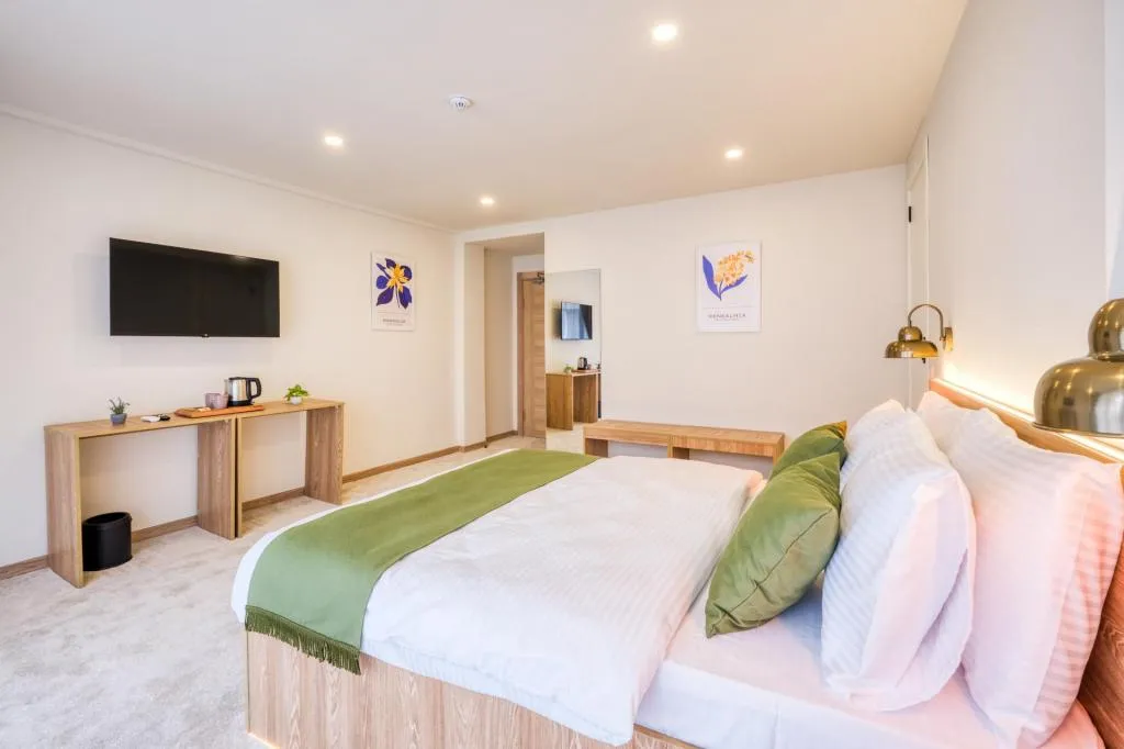 Deluxe Room With Balcony