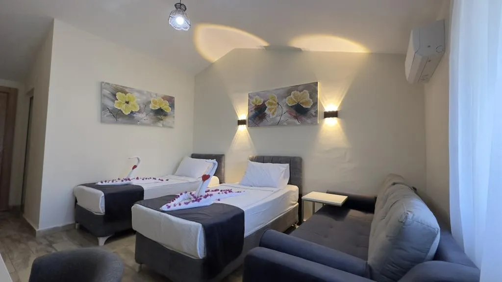 Standart Oda,Bahçe Manzaralı,Balkonlu