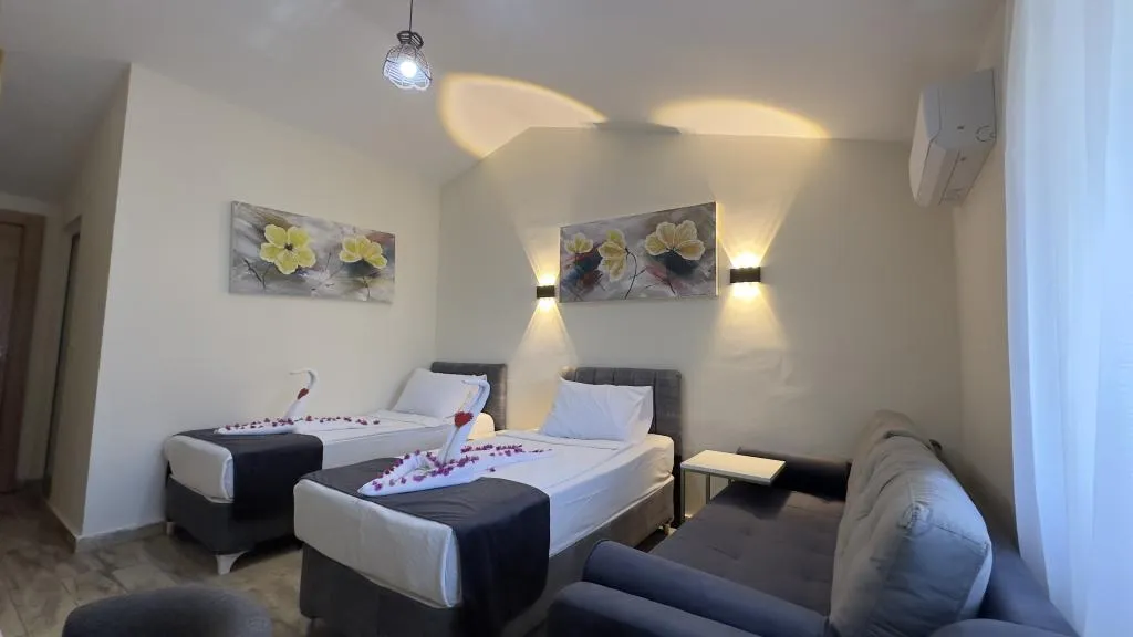 Standart Oda,Bahçe Manzaralı,Balkonlu