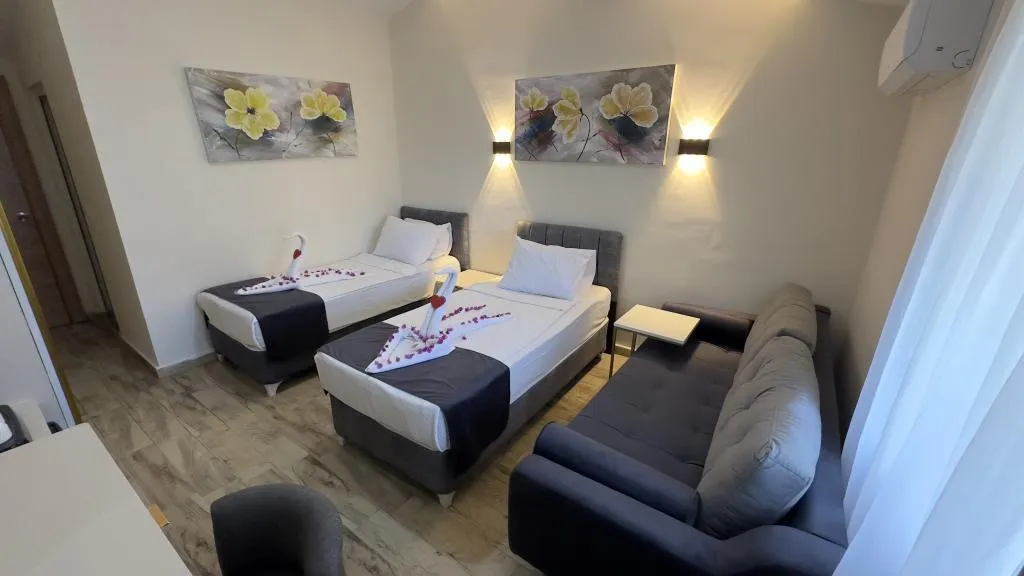 Standart Oda,Bahçe Manzaralı,Balkonlu