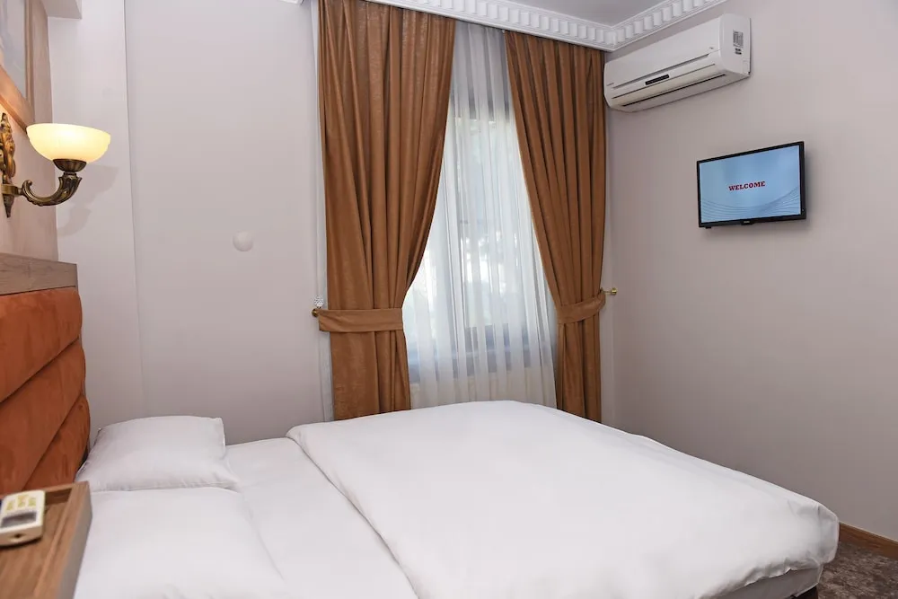 Standard Tek Büyük Yataklı Oda