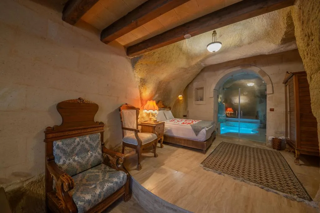 105 OZEL HAVUZLU SUITE